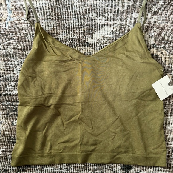 NWT Anthro Renna Seamless Vneck - Picture 4 of 5